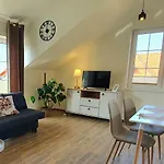 Appartamento Sjesta Komfortowe Apartamenty, Prywatny Parking, Gratis Parking W Centrum Miasta Kudowa-Zdrój