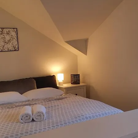 Apartament Sjesta Komfortowe Apartamenty, Prywatny Parking, Gratis Parking W Centrum Miasta